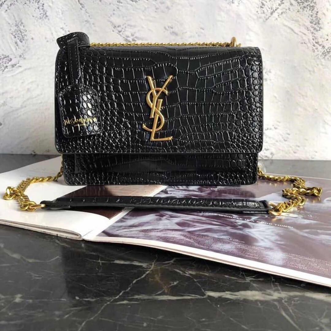 Saint Laurent Medium Sunset Shoulder Bag In Black