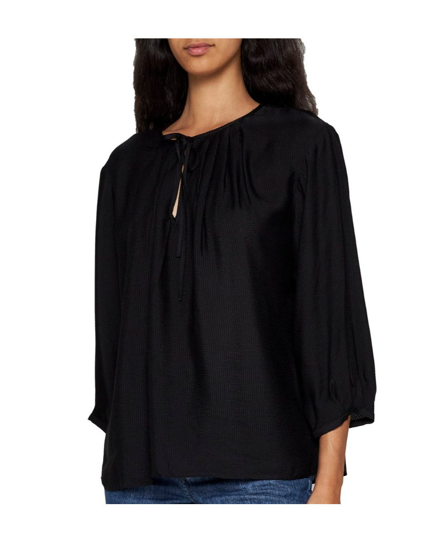 Apc Round-neck Lace-up Blouse In Black