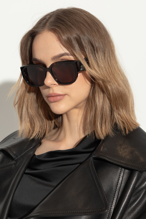 Alexander Mcqueen Engraved-logo Arm Sunglasses In Brown
