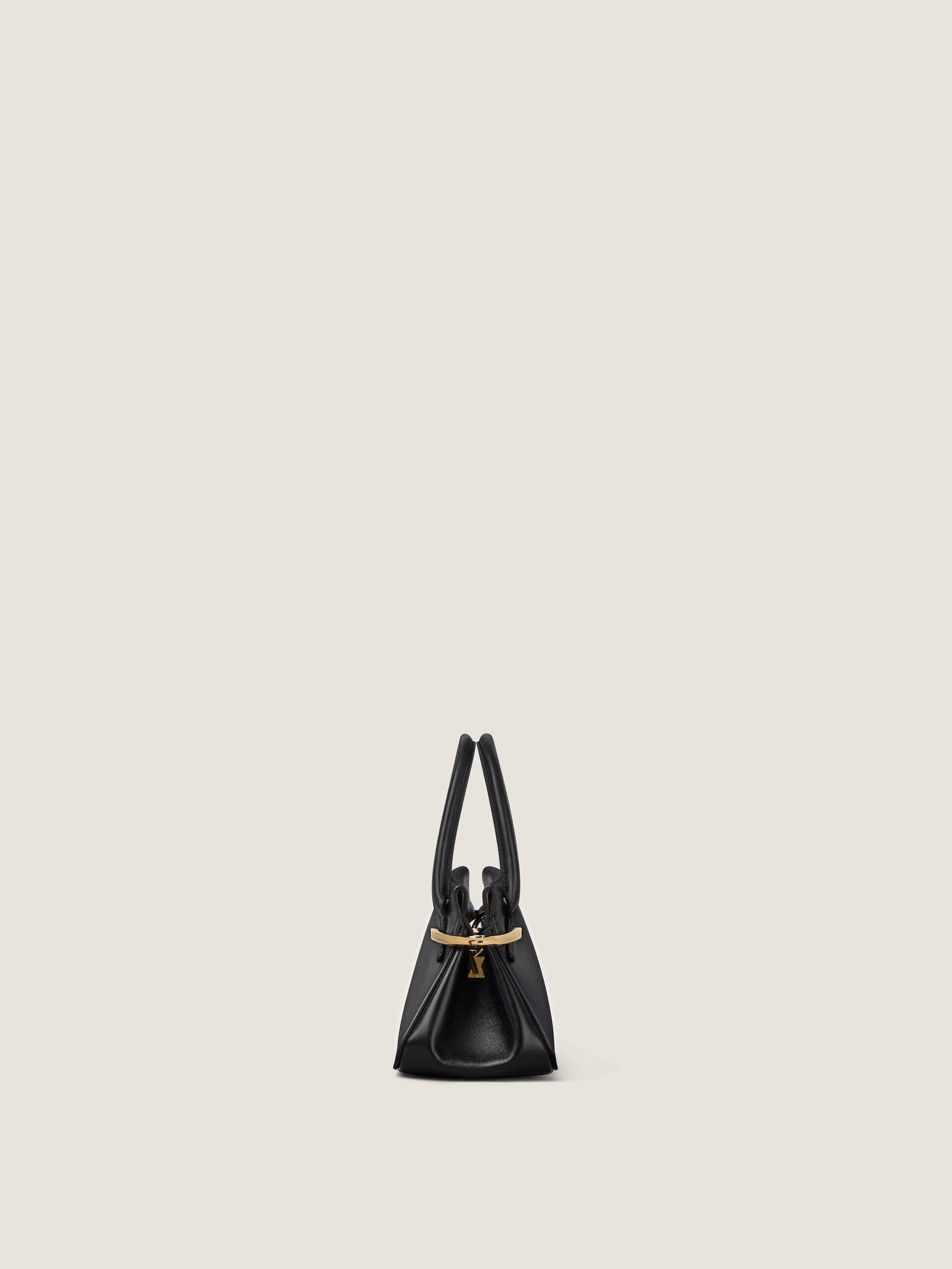 Givenchy Mini Pinch Bag In Leather In Black
