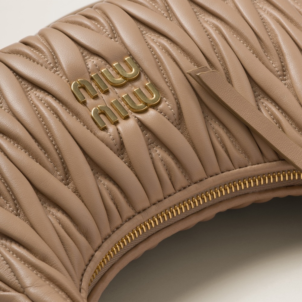 Miu Miu Wander Matelassé Mini Bag In Neutral