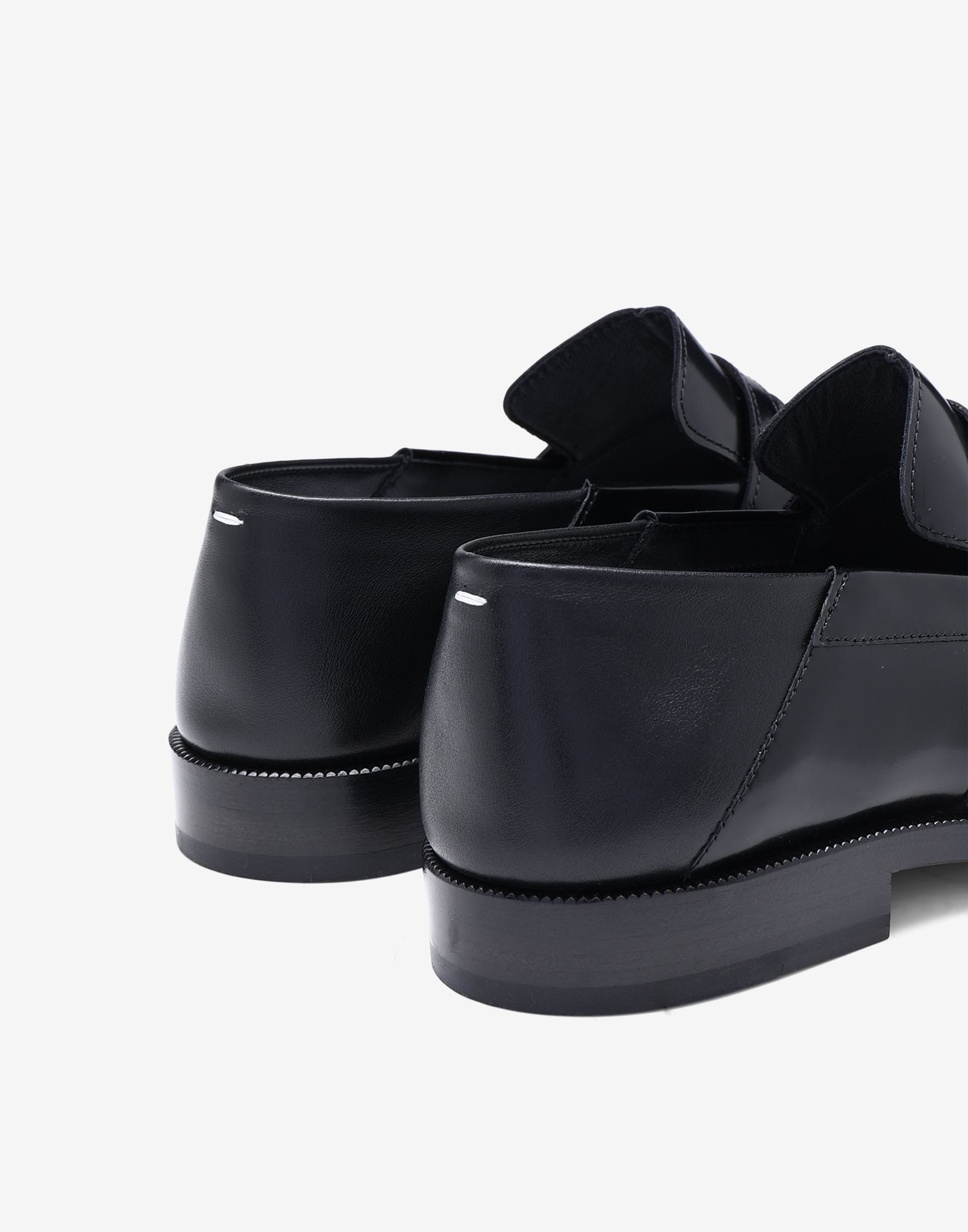 Maison Margiela 20mm Tabi Brushed Leather Loafers In Black