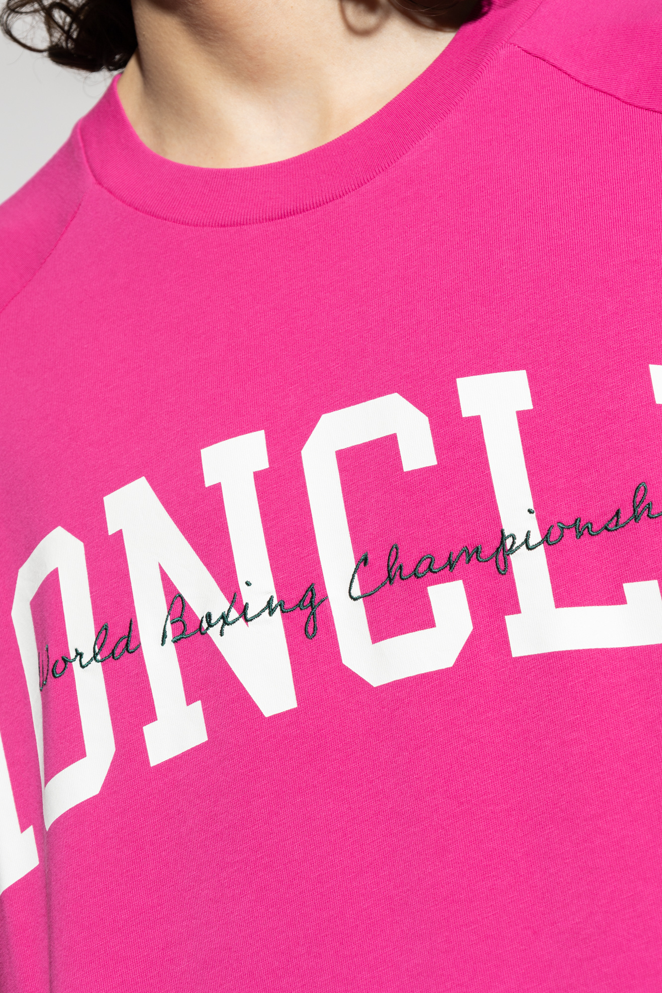 Moncler Logo-print Cotton T-shirt In Pink