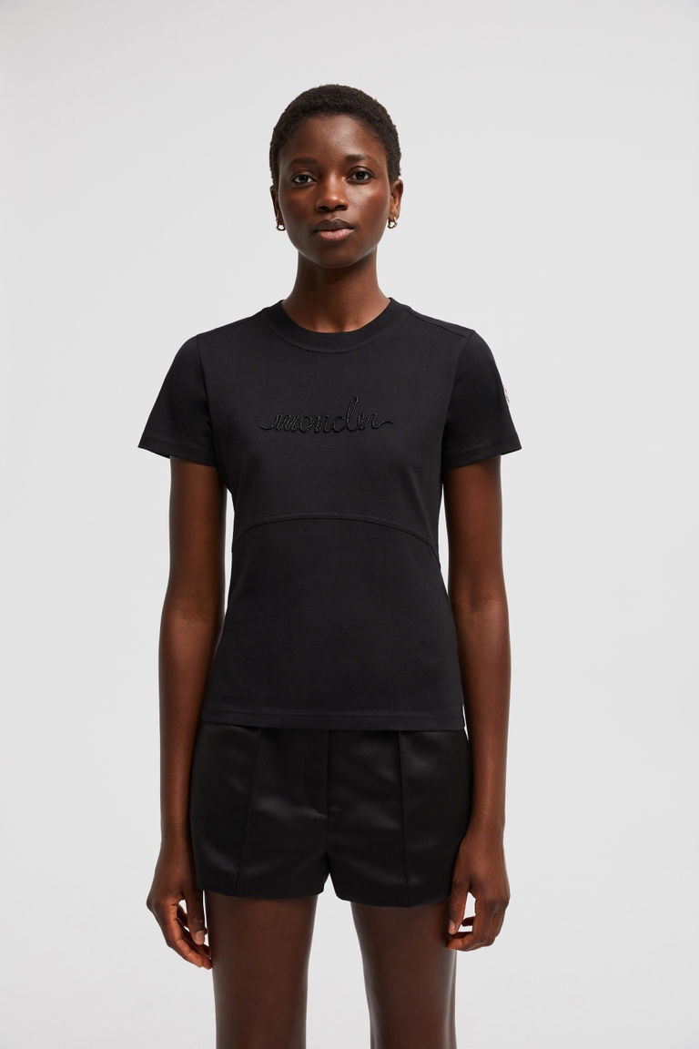 Moncler Beaded Logo T-shirt In Black