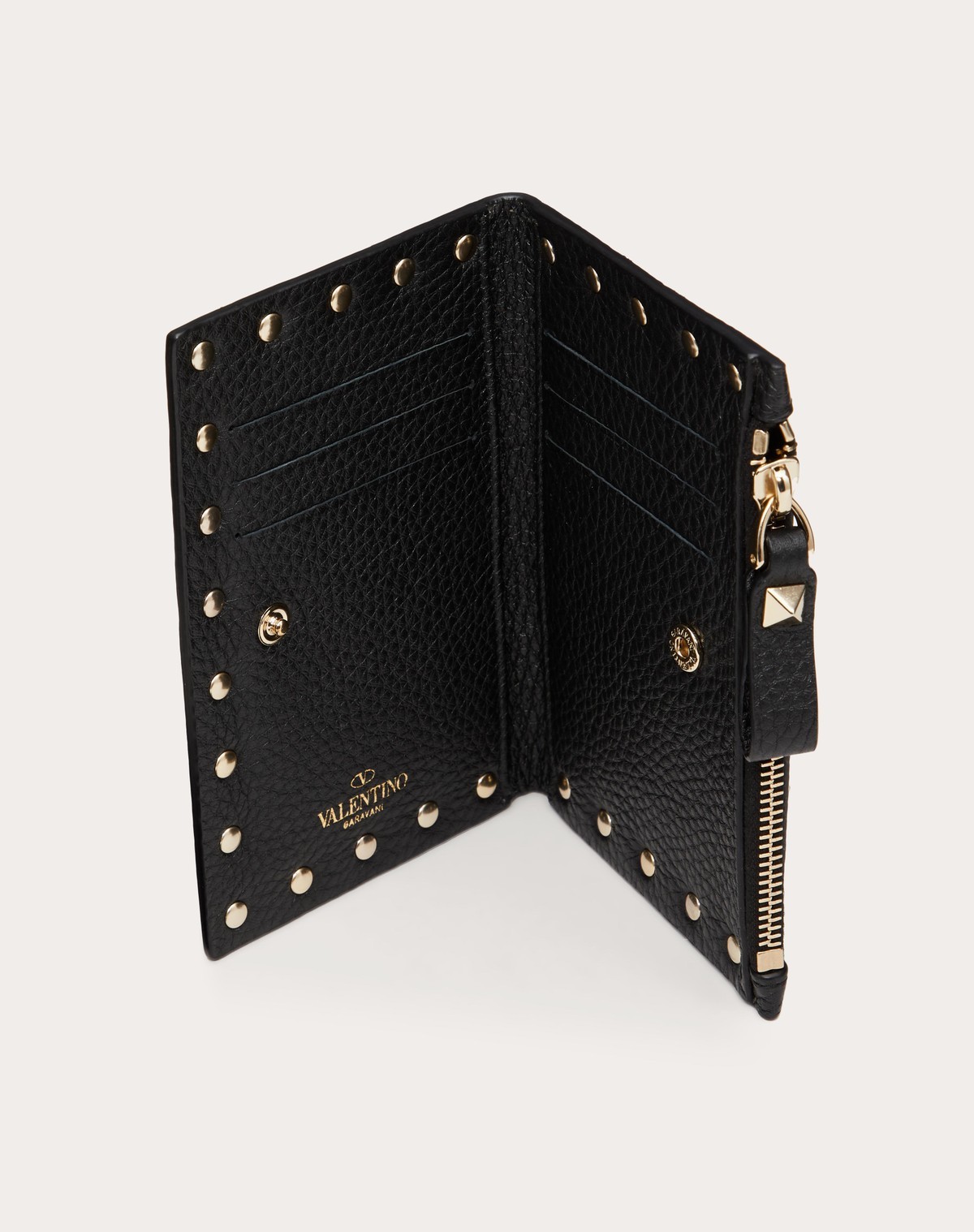 Valentino Rockstud Leather Zip Around Card Holder In Black