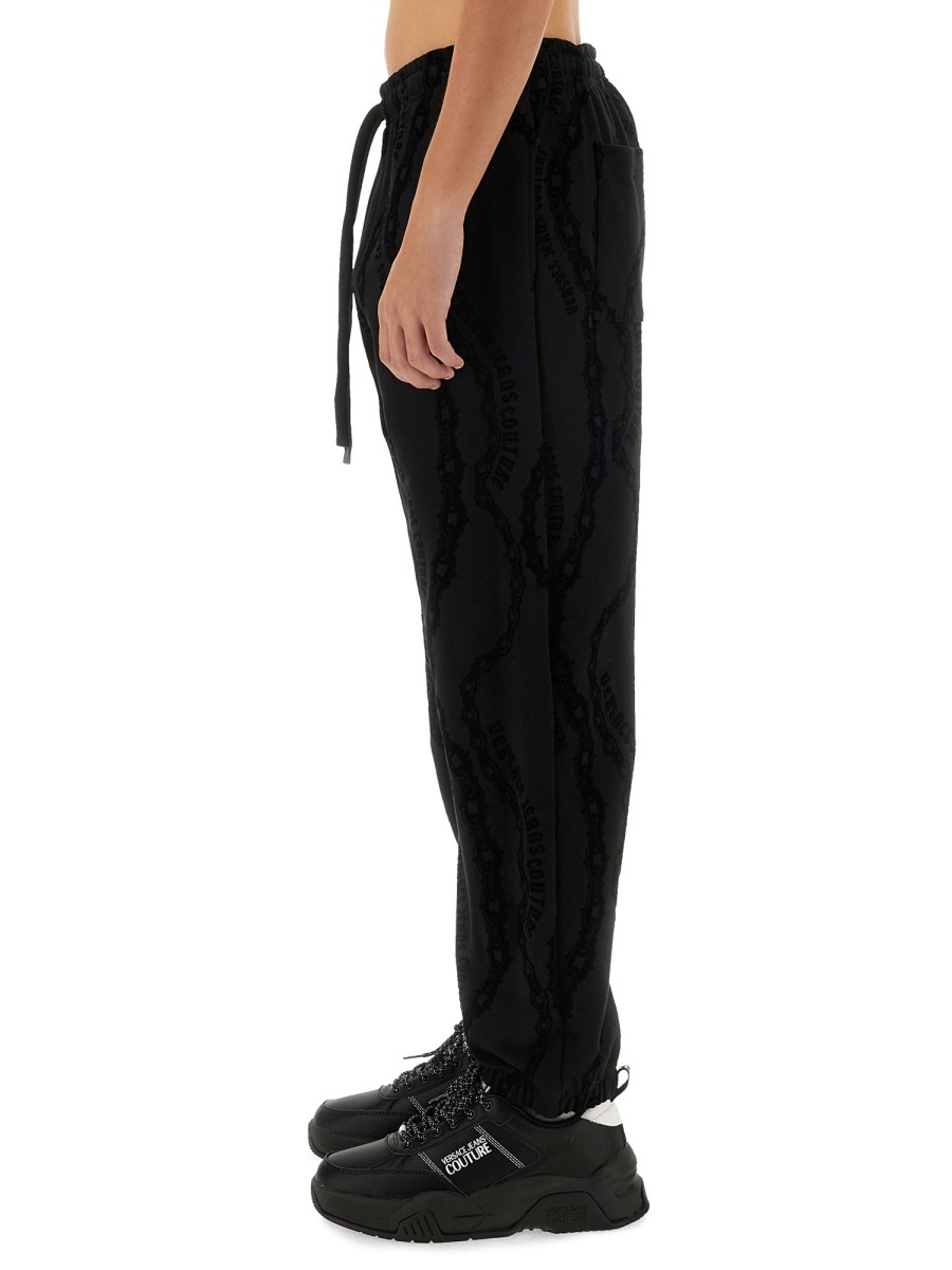 Versace Jeans Couture Chain Print Joggers In Black