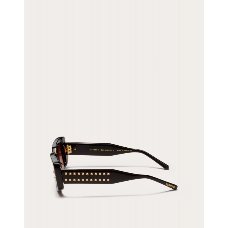 Valentino Rectangular Frame Sunglasses In Black