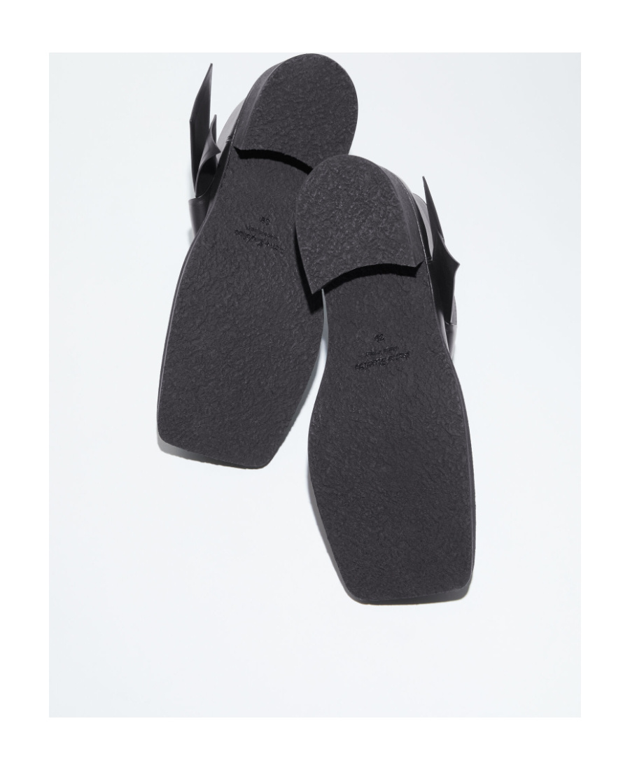 Acne Studios Knot-detail Leather Ankle Boots In Black