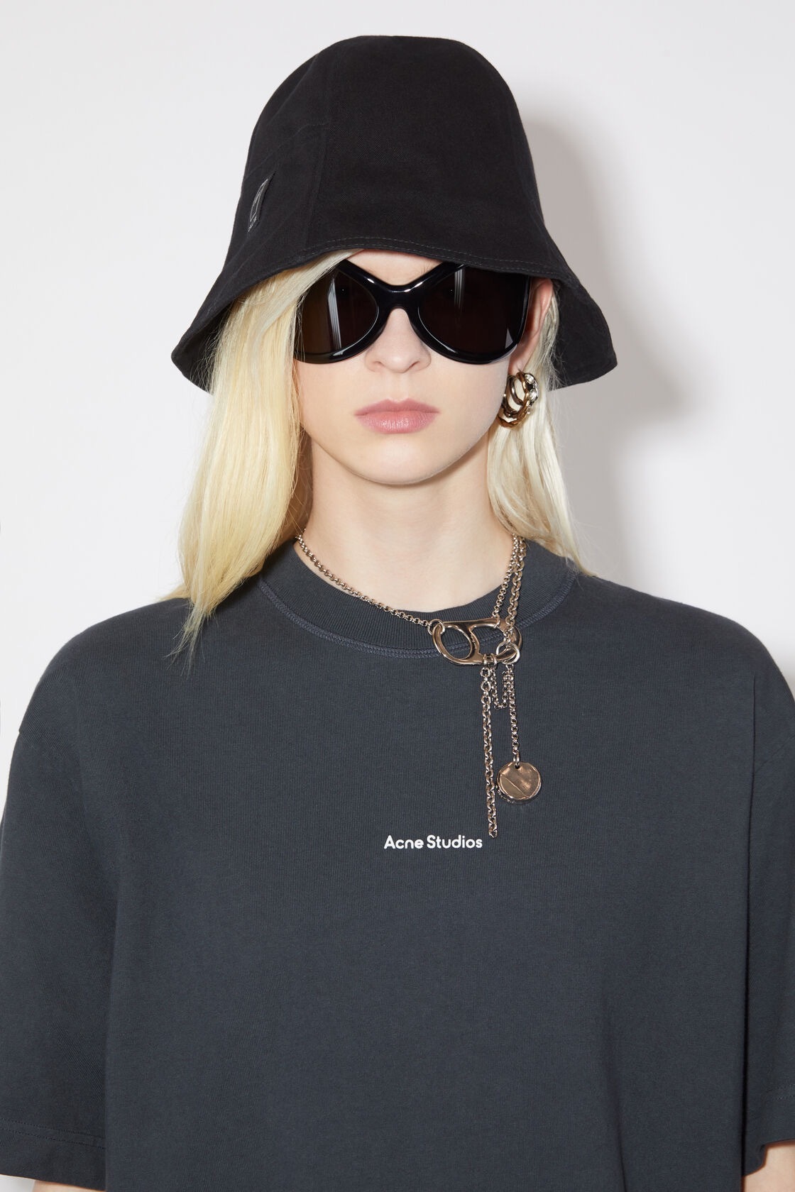 Acne Studios Embroidered-logo Bucket Hat In Black