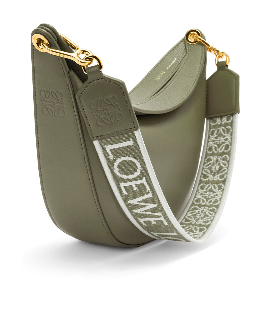 Loewe Hammock Drawstring Small Leather Shoulder Bag In Green