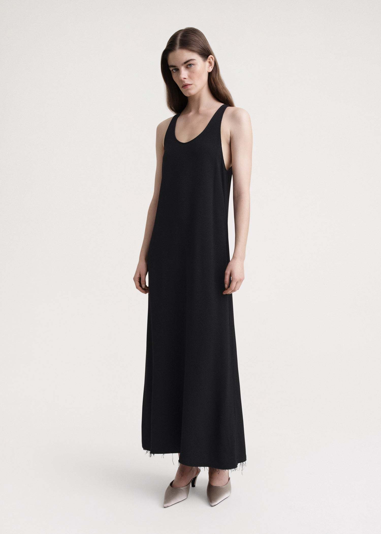 Totême Scoop-neck Sleeveless Dress In Black