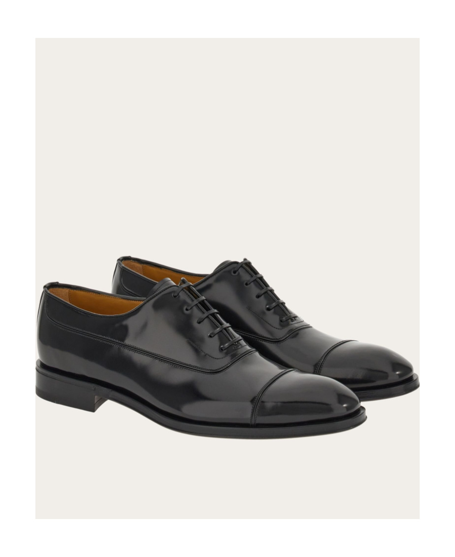 Ferragamo Lace-up Oxford Shoes In Black