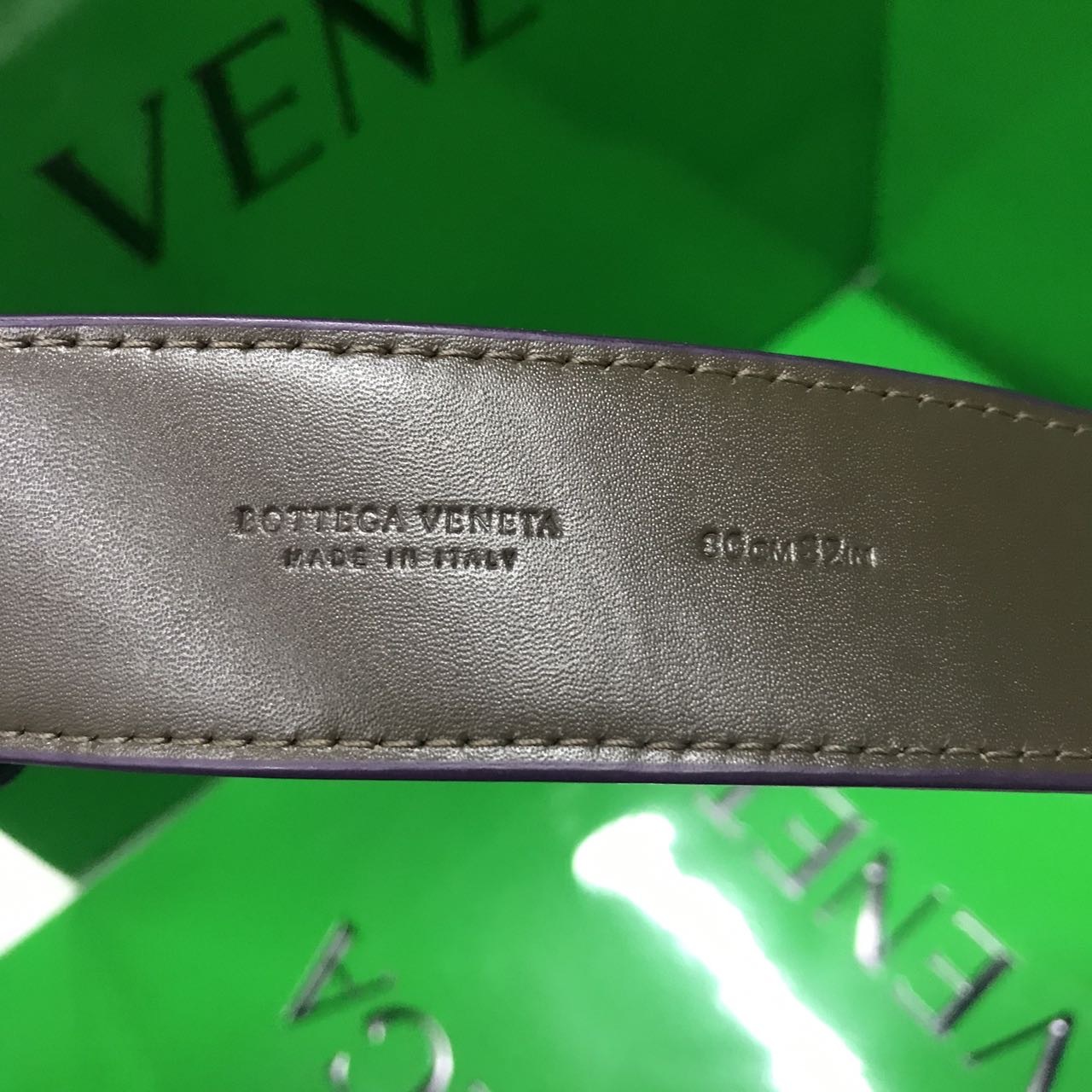 Bottega Veneta Logo Belt In Black