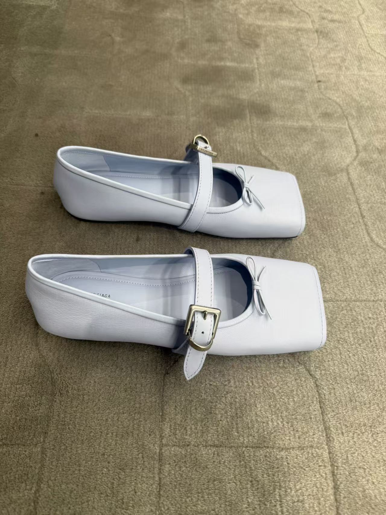 Balenciaga Bel Air Ballet Flats In White