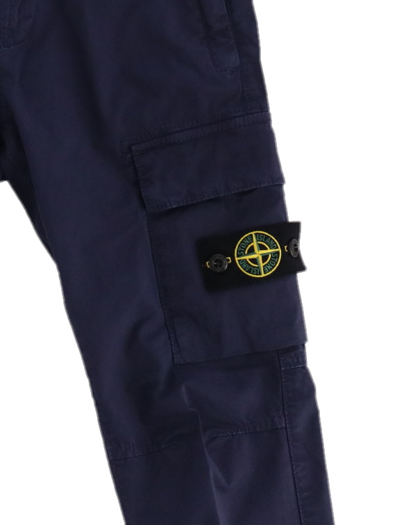 Stone Island Compass-patch Cargo Trousers In Black