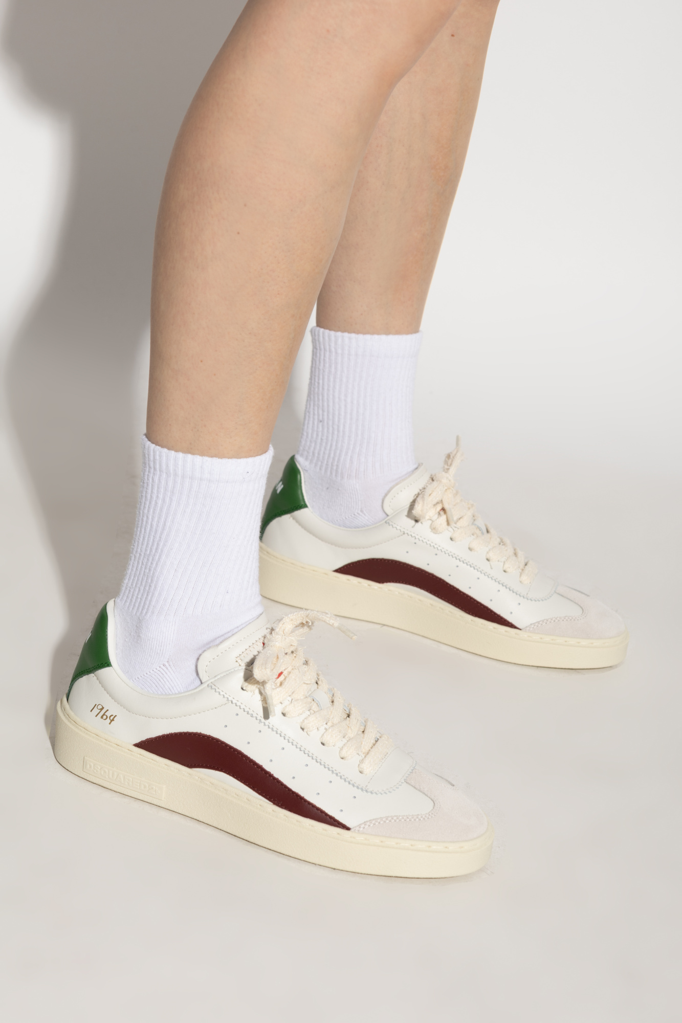 Dsquared2 Round Toe Low Top Sneakers