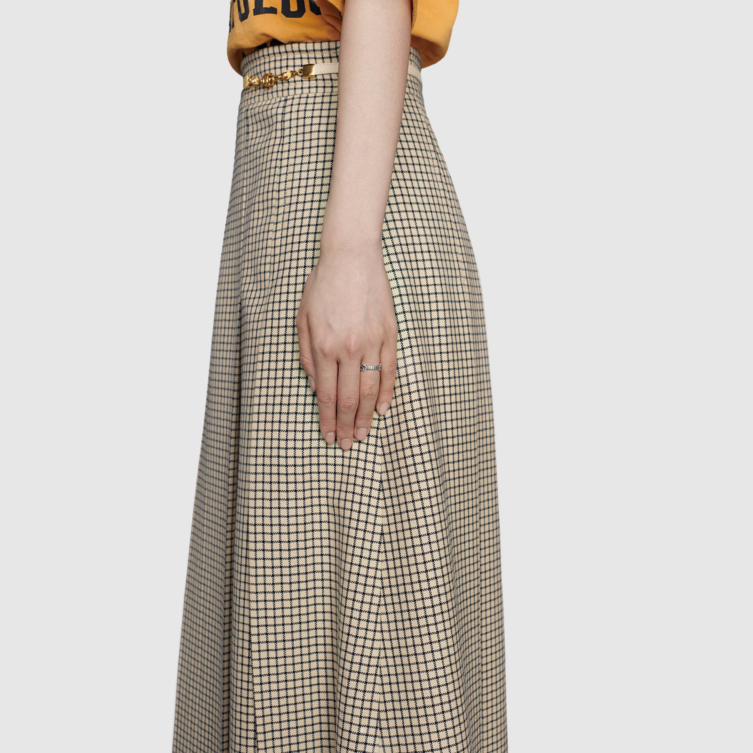 Gucci Interlocking G Ring In Metallic