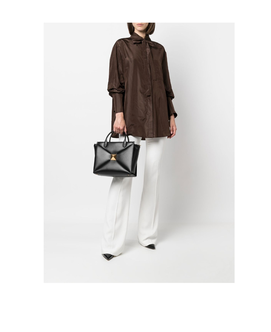 Valentino Garavani Roman Stud Strapped Tote Bag In Black