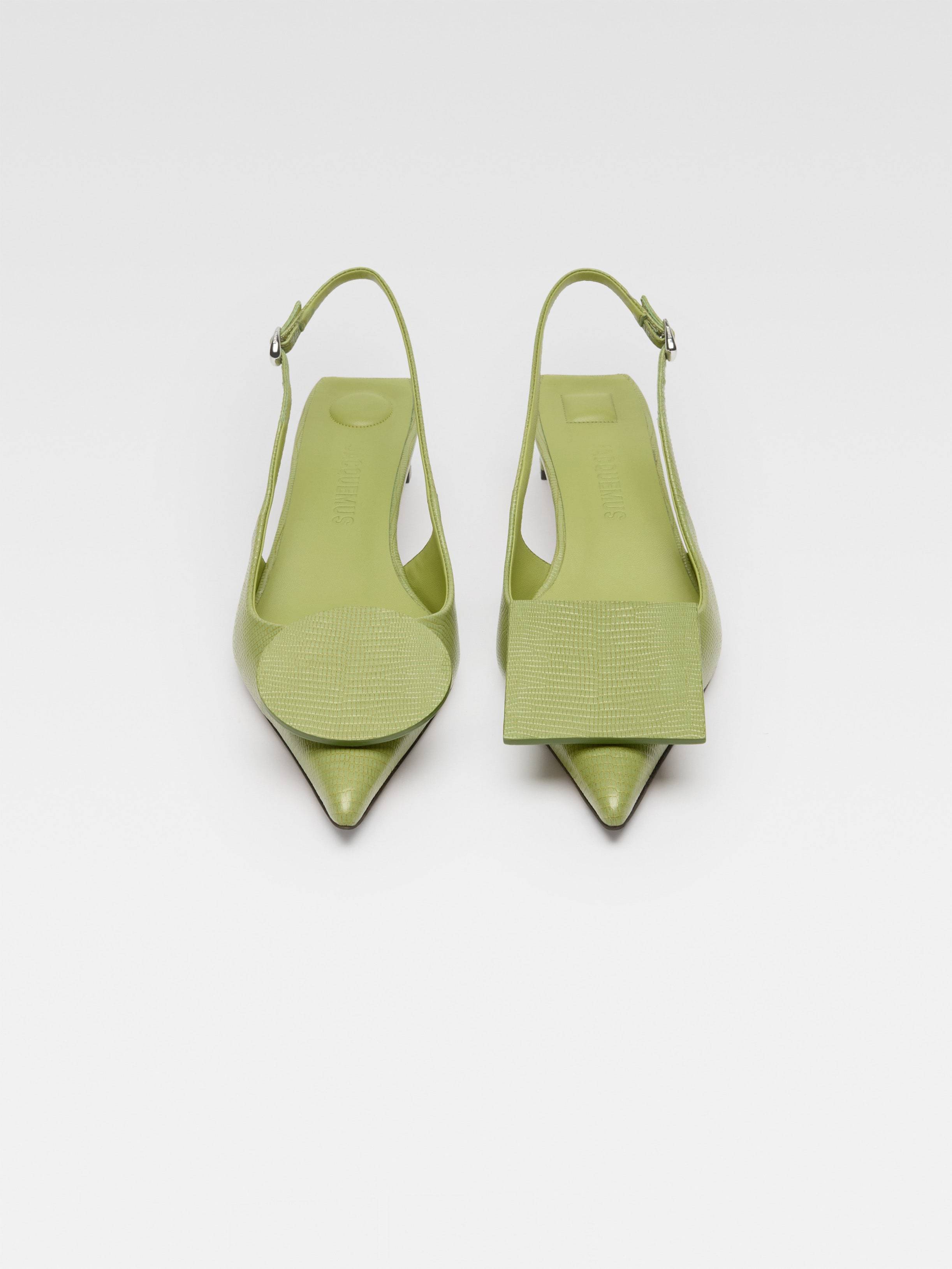 Jacquemus 40mm The Low Duelo Slingback Pumps In Green