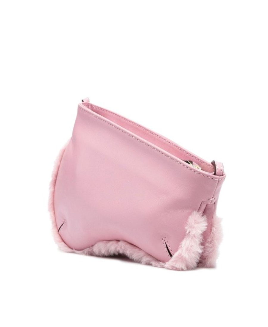 Manu Atelier Curve Zipped Shoulder Bag In Pink