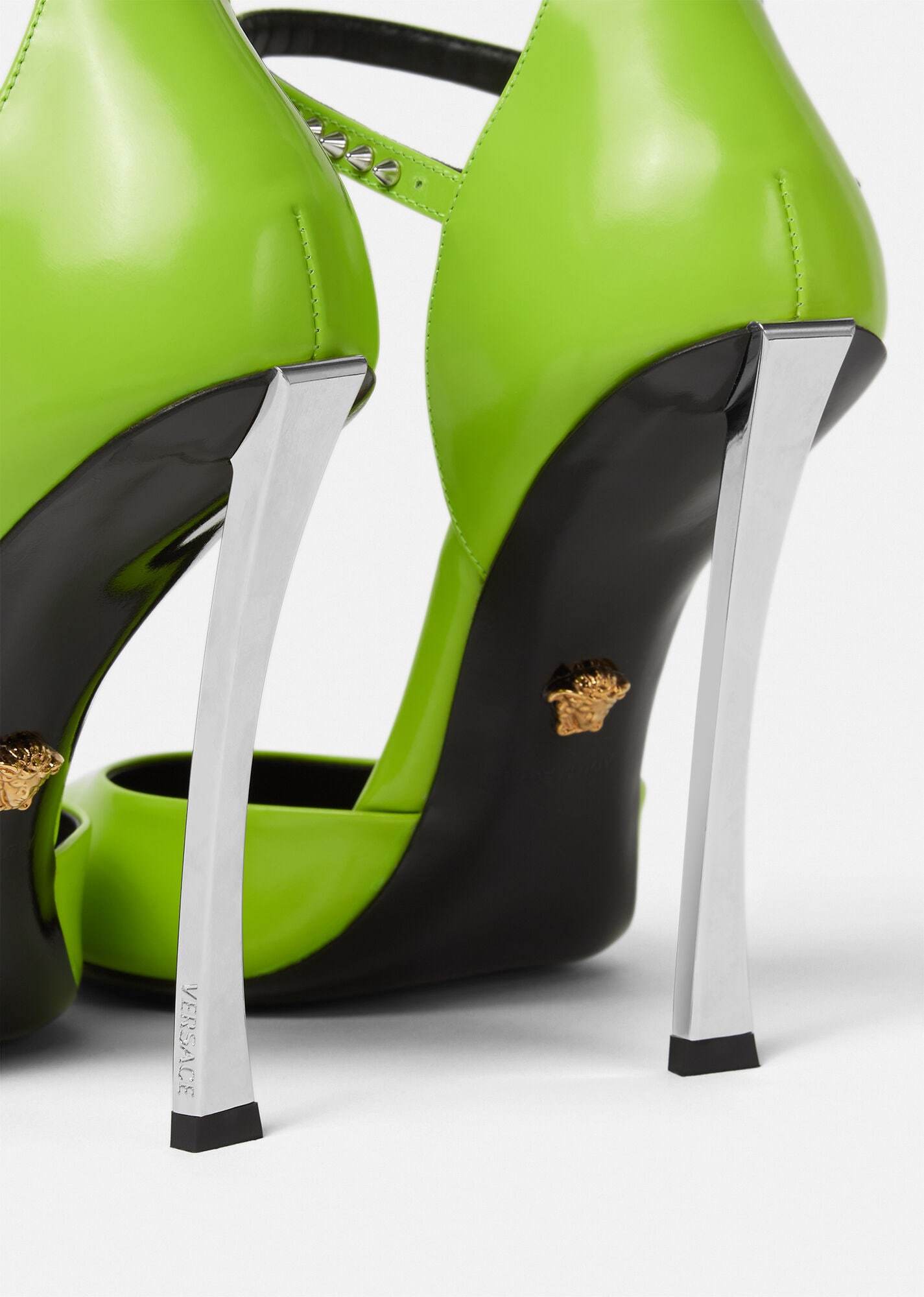 Versace 110mm Studded Leather Pumps In Green
