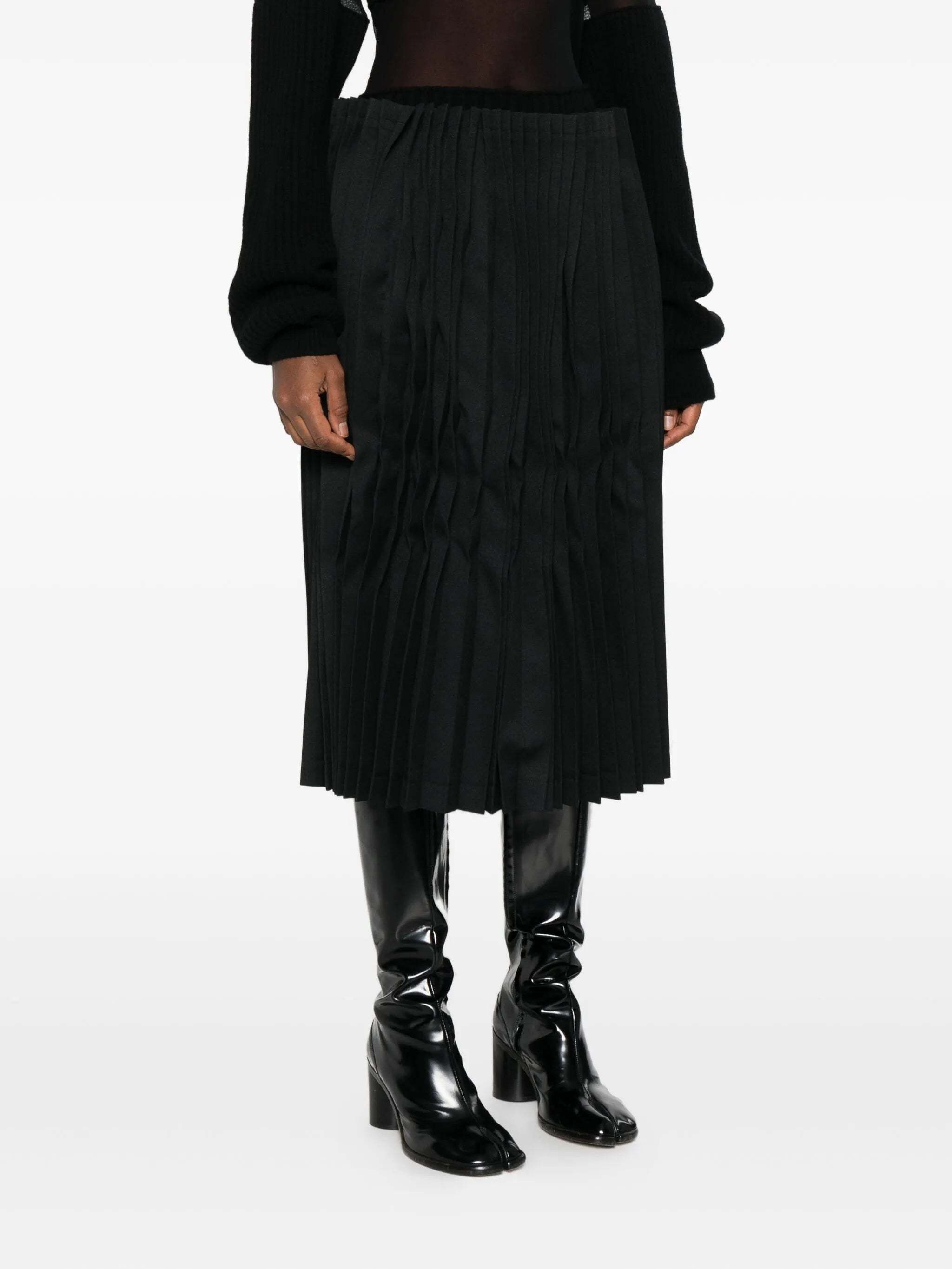 Comme Des Garçons Pleated Midi Skirt In Green