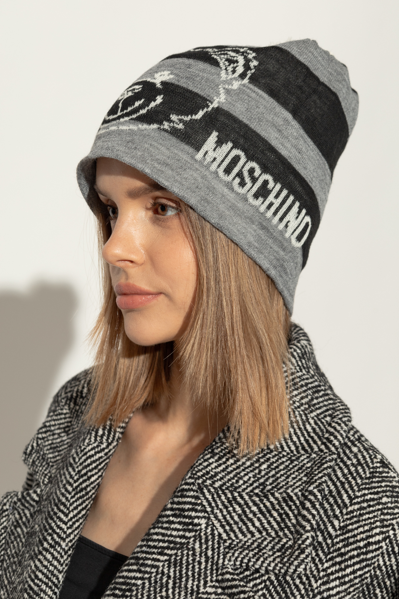 Moschino Logo Hat In Black