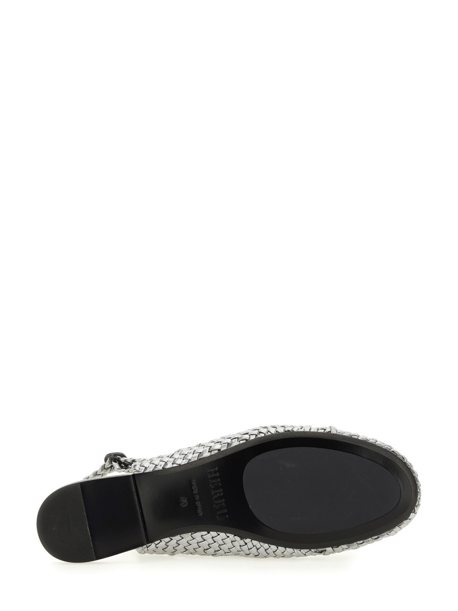 Hereu Round-toe Flat Sandals In Silver