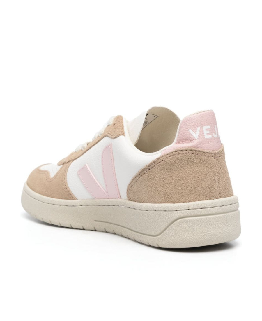 Veja V10 Chromefree Low-top Sneakers In Nude