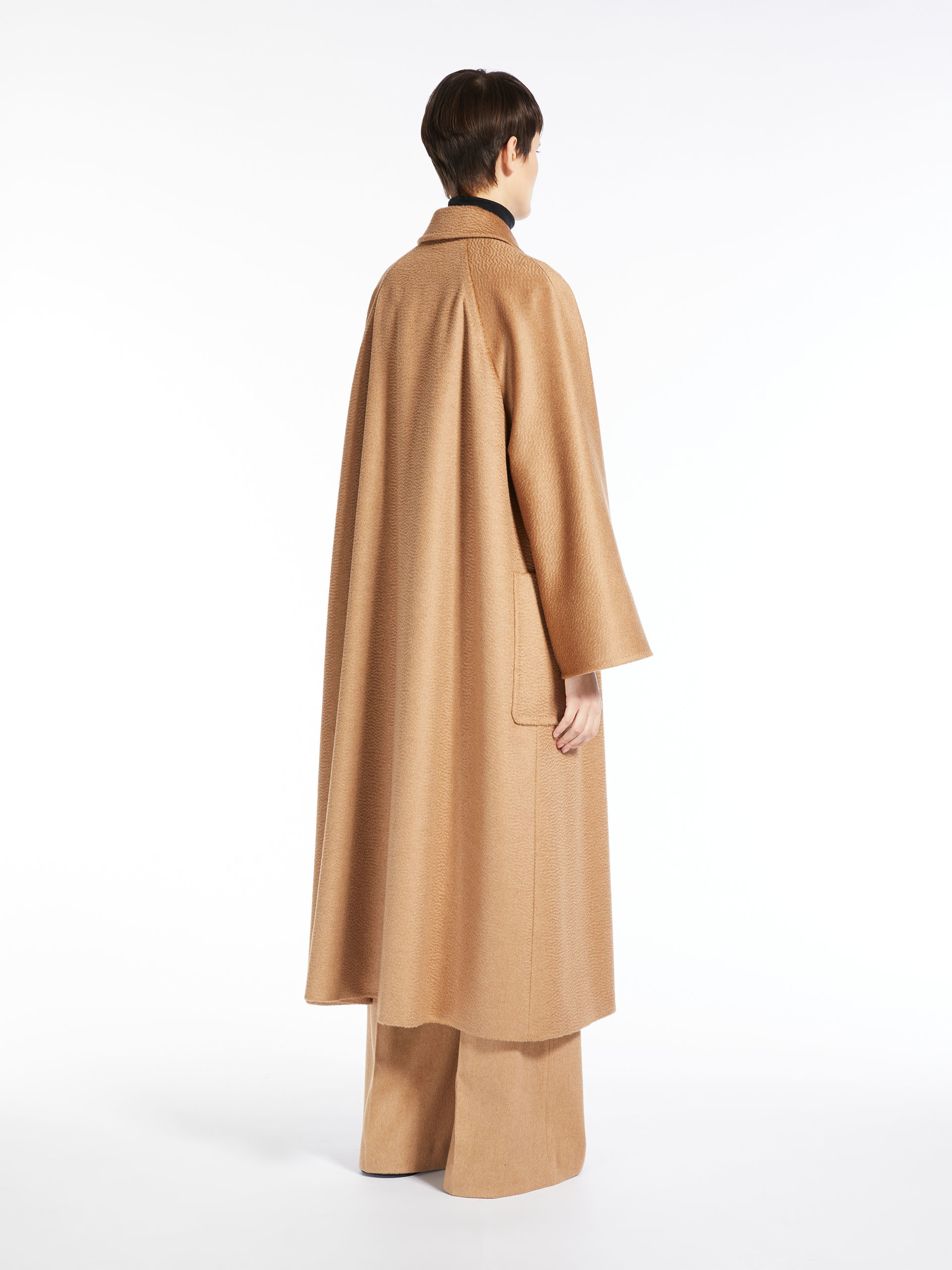 Max Mara Wool Cashmere Long-sleeved Coat In Nude