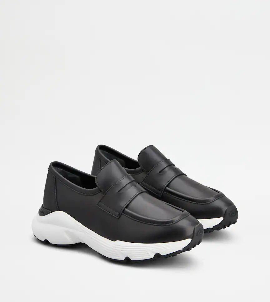 Tod's Leather Penny-slot Sneakers In Black