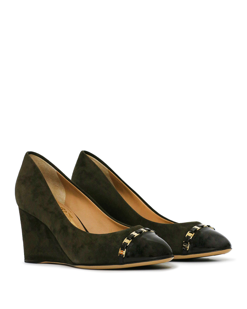 Ferragamo Round Head Heels In Black
