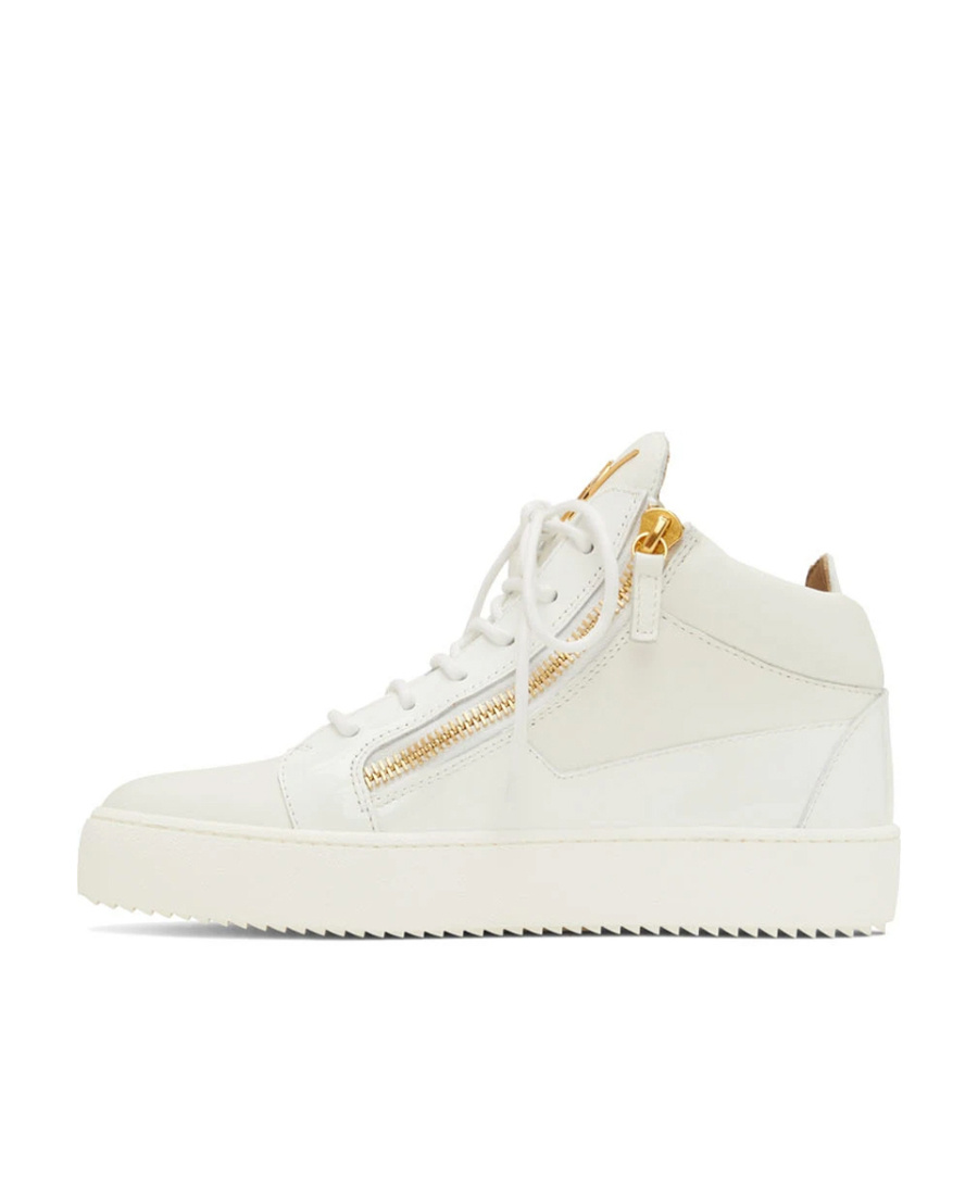 Giuseppe Zanotti Round Head Strapped High Upper Board Shoes In White