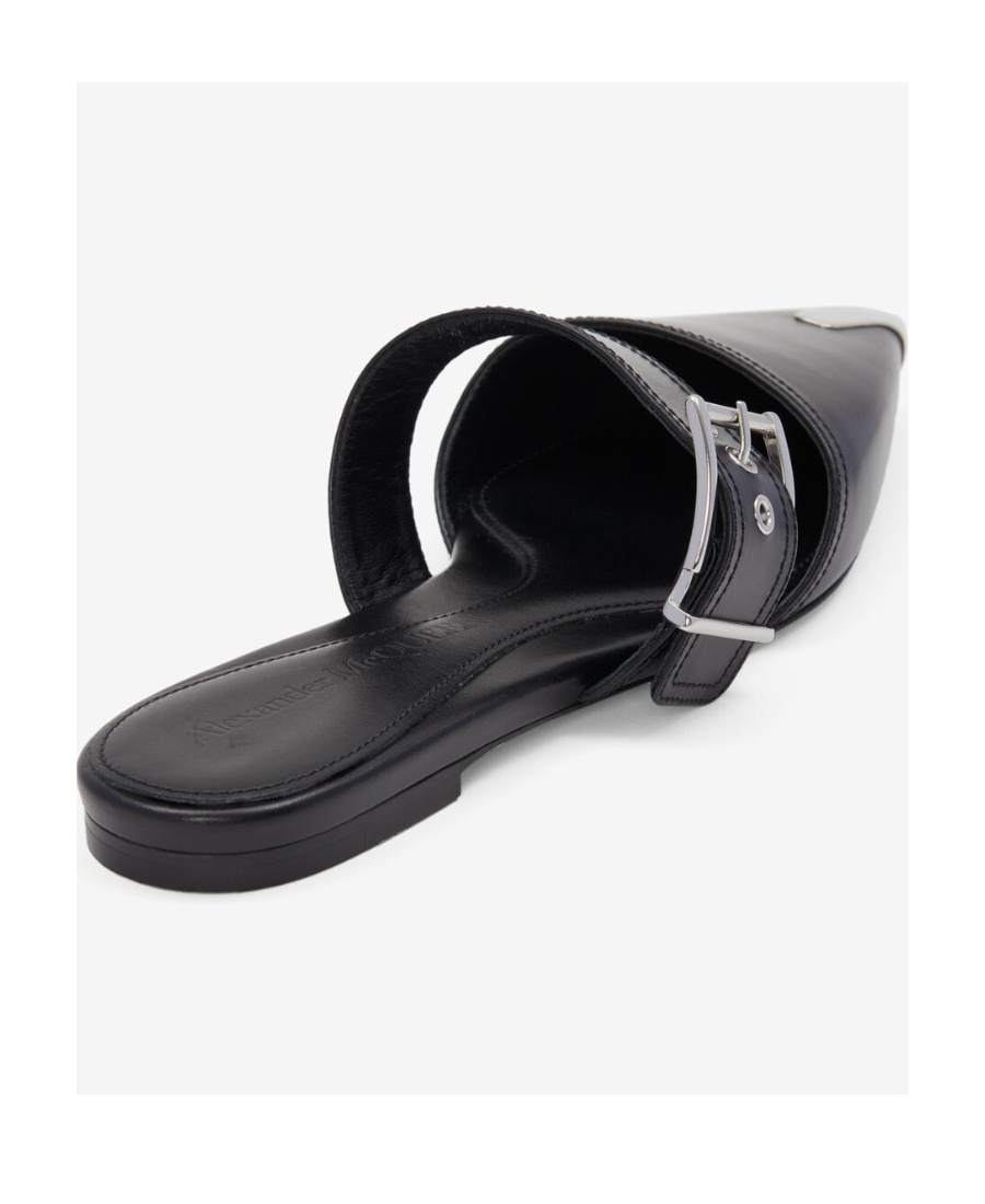 Alexander Mcqueen Buckle-detail Leather Pumps In Black