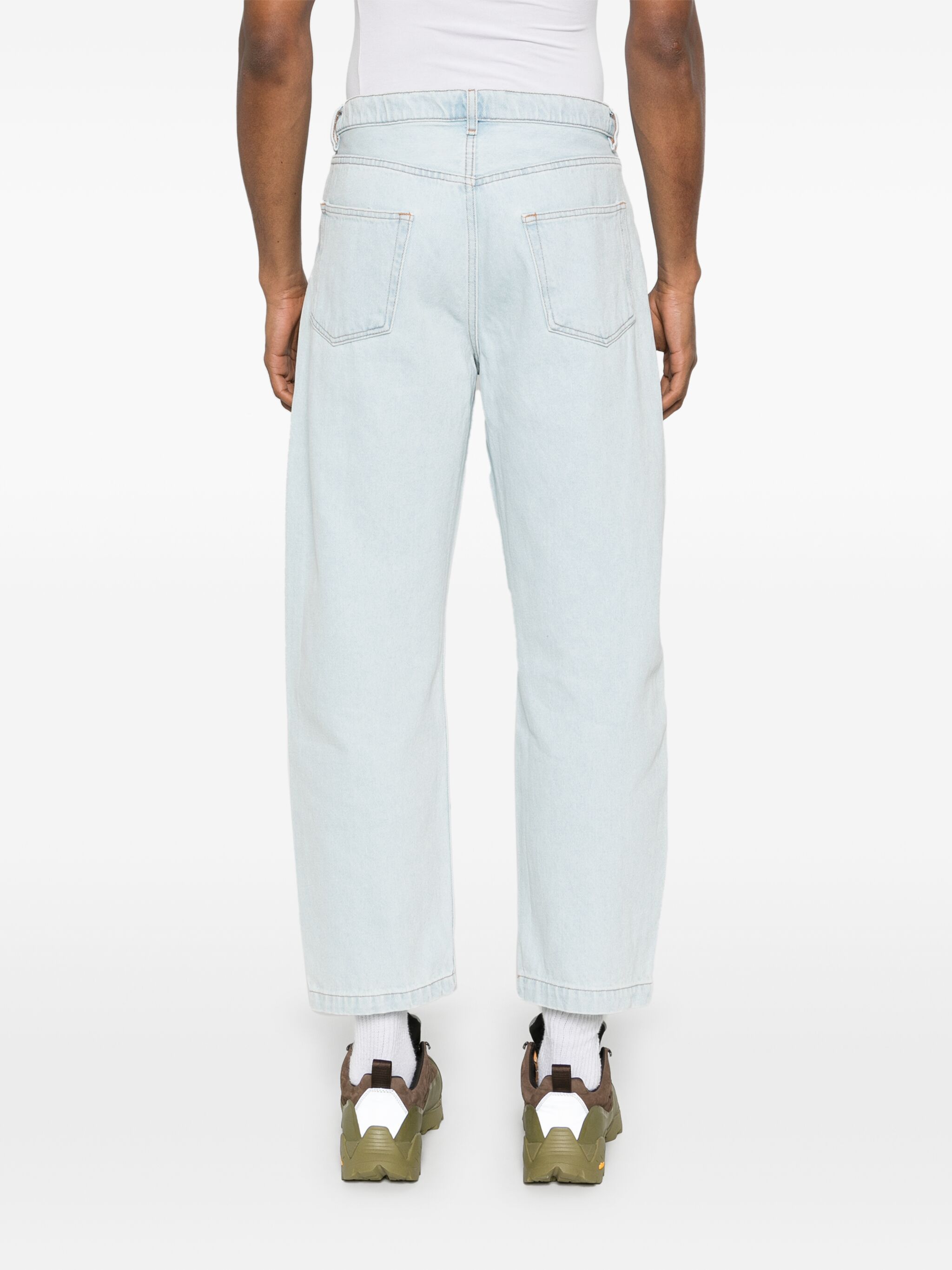 Apc Mid-rise Cropped Jeans In White