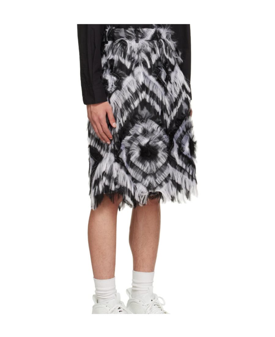 Comme Des Garçons Fringed Shorts In Multicolor