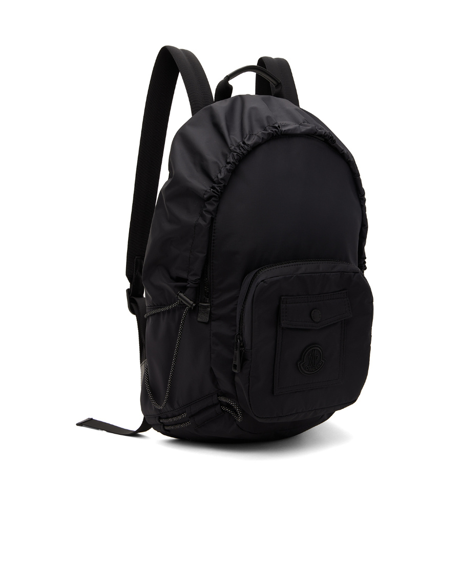 Moncler Makaio Logo Patch Zip-up Backpack In Black