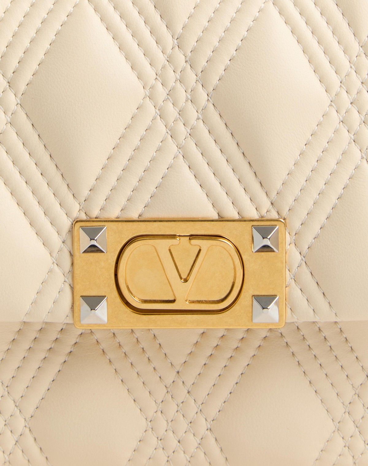 Valentino Quiltie 67 Medium Shoulder Bag In Quilted Nappa Leather In Nude
