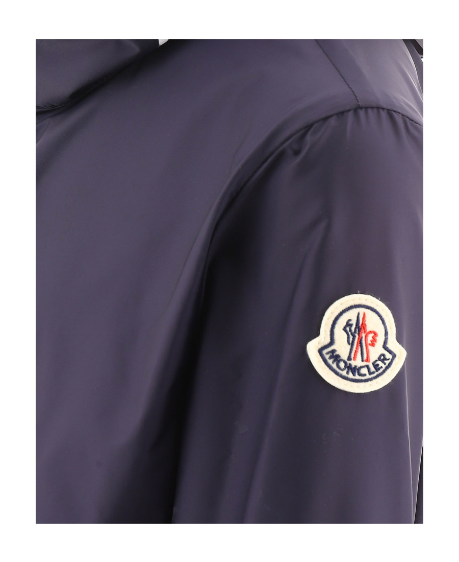 Moncler Logo-patch Lightweight Jacket In Blue