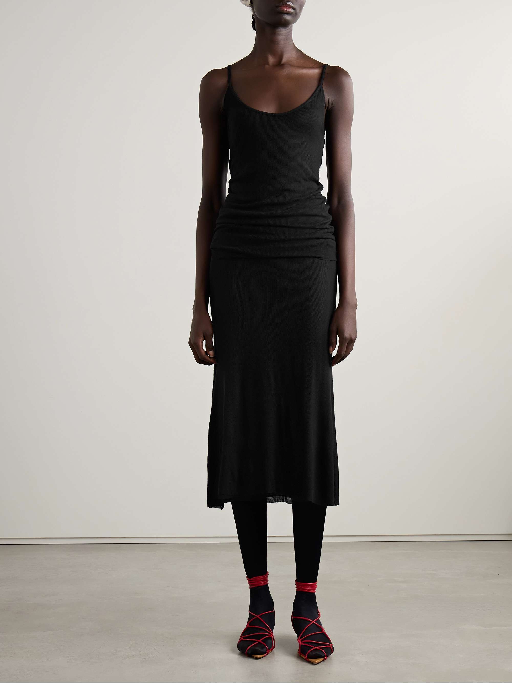 Khaite Rib Knitted Vest In Black