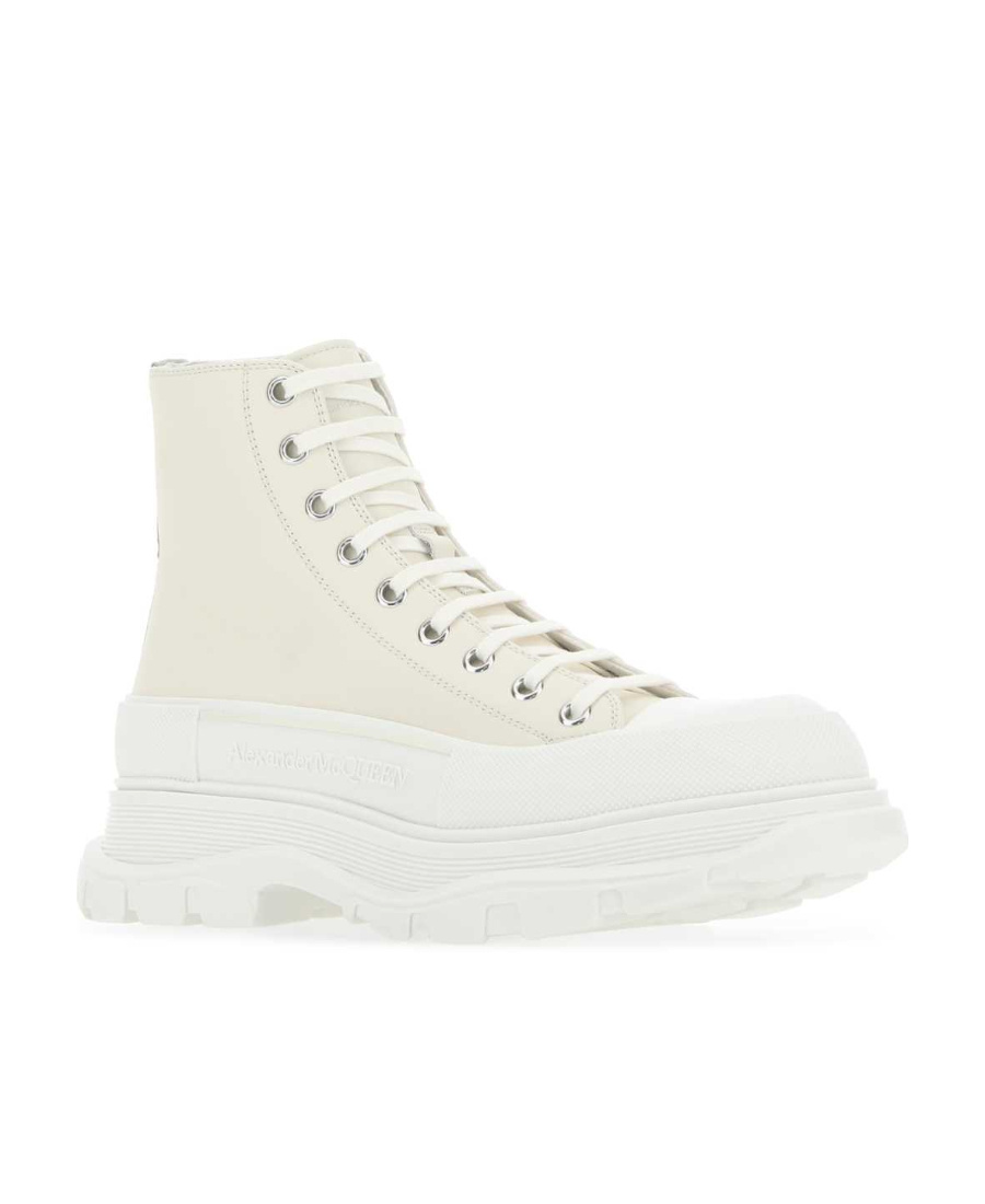 Alexander Mcqueen Tread Slick High Top Sneaker In Nude