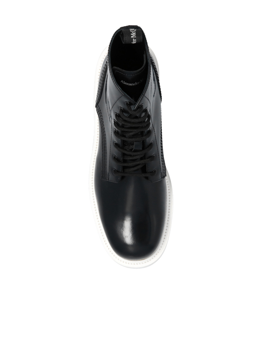 Alexander Mcqueen Patent-leather Lace-up Boots In Black