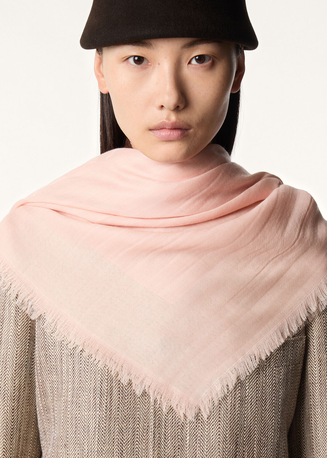 Loro Piana Crest Shawl In Pink