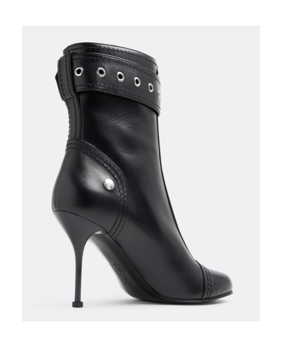 Alexander Mcqueen Heeled Biker Boots In Black