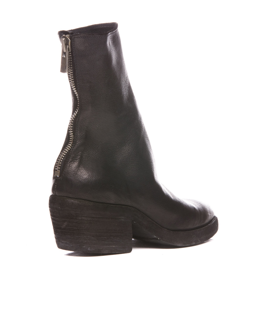 Guidi Pointed Short Boots In Black