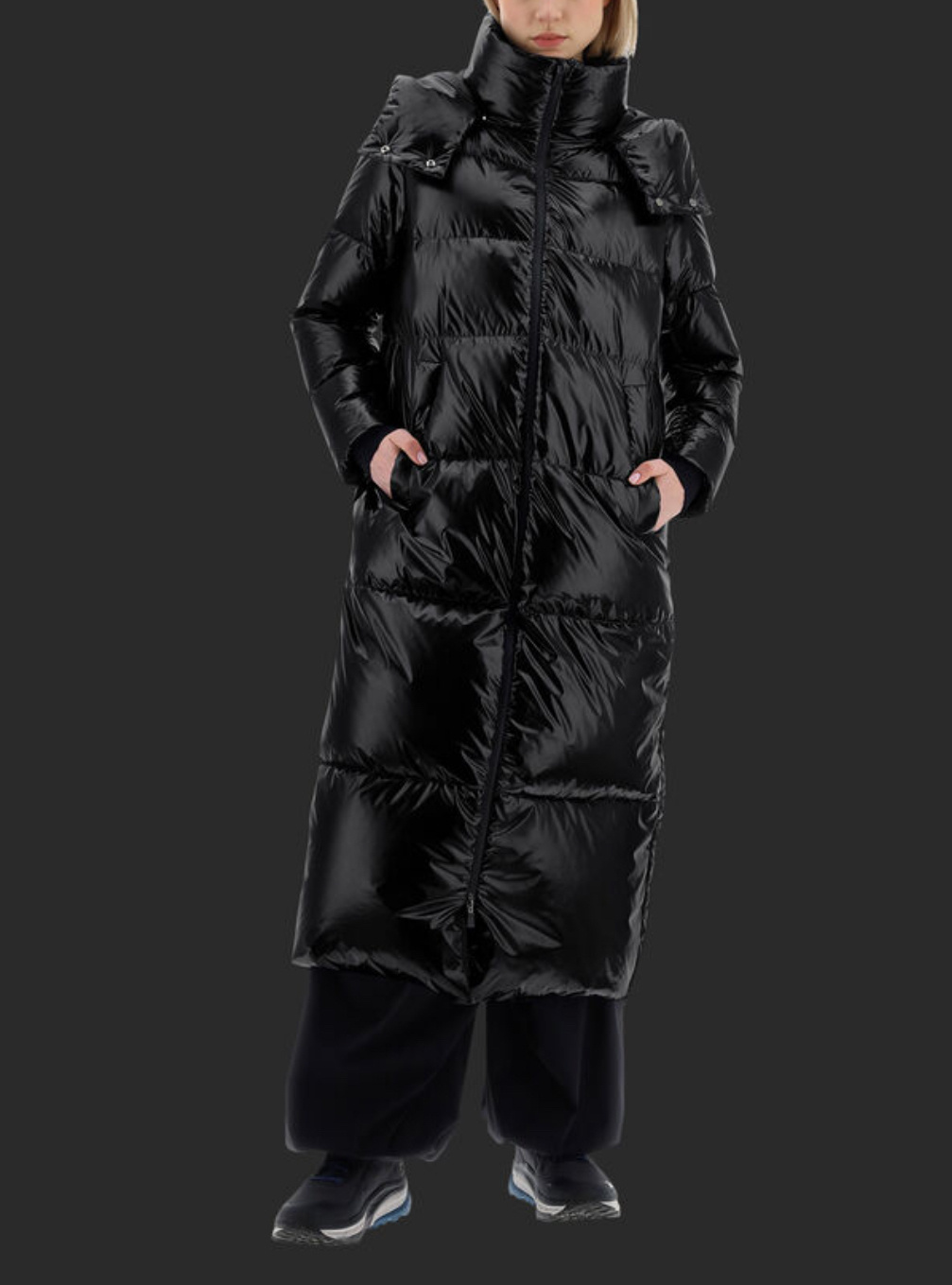 Herno Long-sleeved Down Jacket In Black