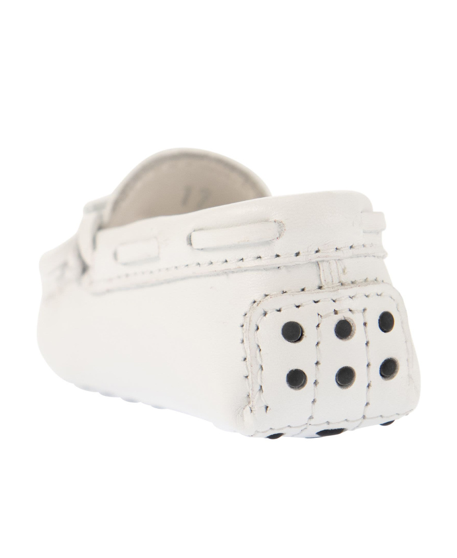 Tod's Round-headed Casual Shoes In White