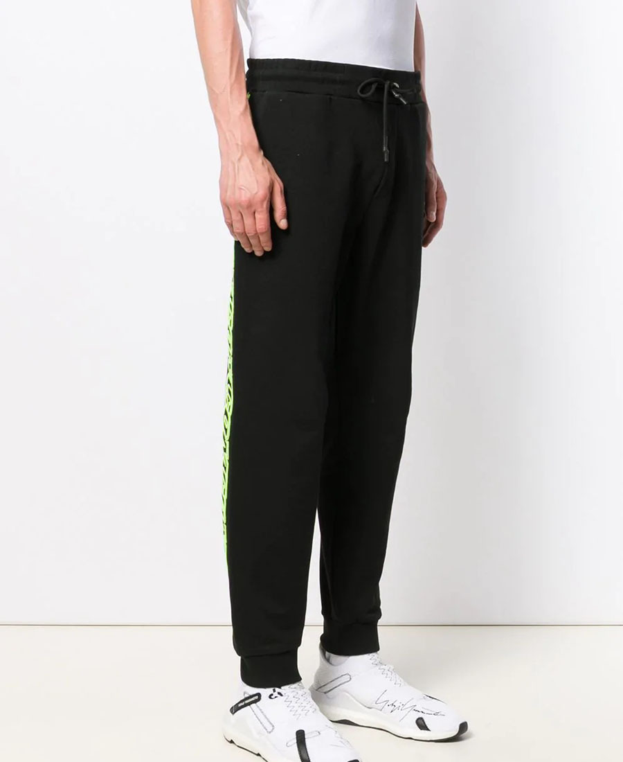 Mcq By Alexander Mcqueen Logo Ribbon Sweatpants In Black
