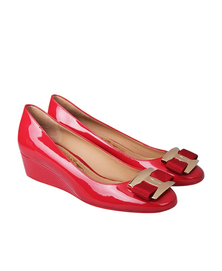 Ferragamo Bow Knot Fish Mouth Slope Heel Shoes In Red