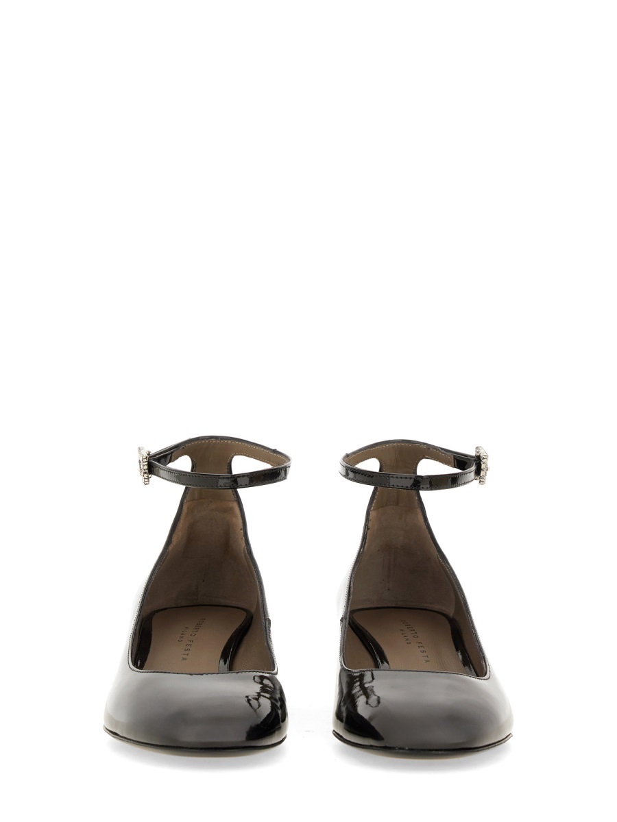 ROBERTO FESTA ROBERTO FESTA MARGOT MARY JANE FLATS 